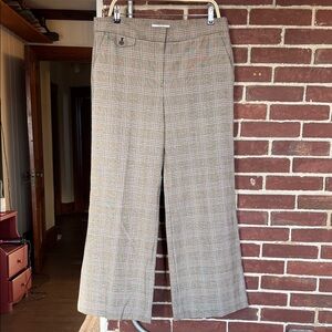 LOFT plaid Trousers in Brown light brown and gold plaid. Wide leg